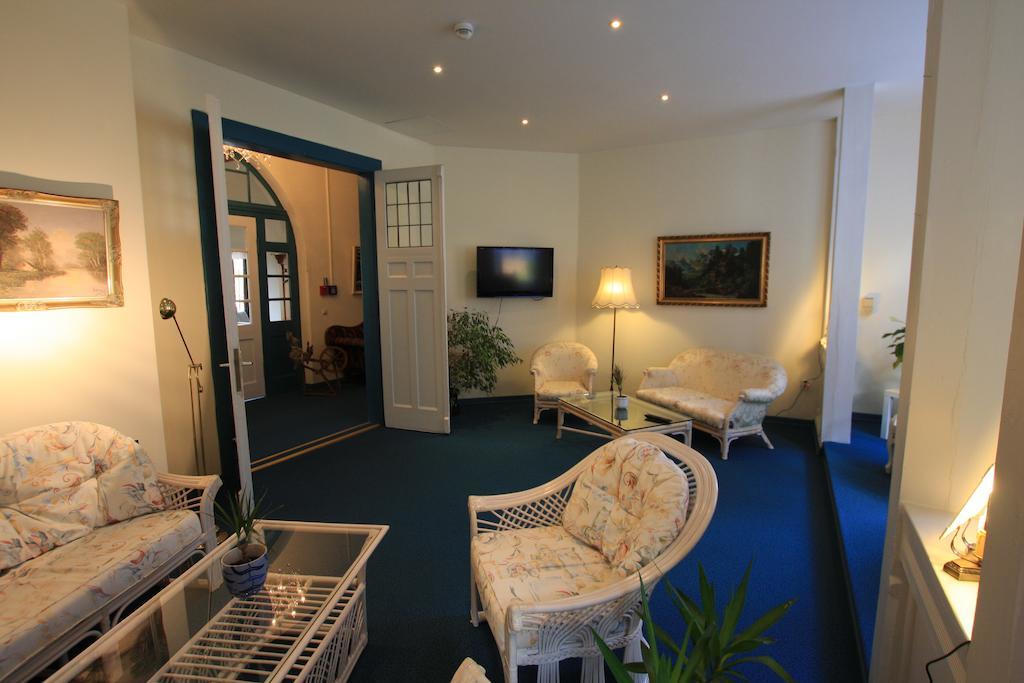 Pension Villa Kassandra アルテンアウ エクステリア 写真