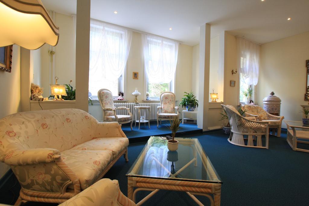 Pension Villa Kassandra アルテンアウ エクステリア 写真